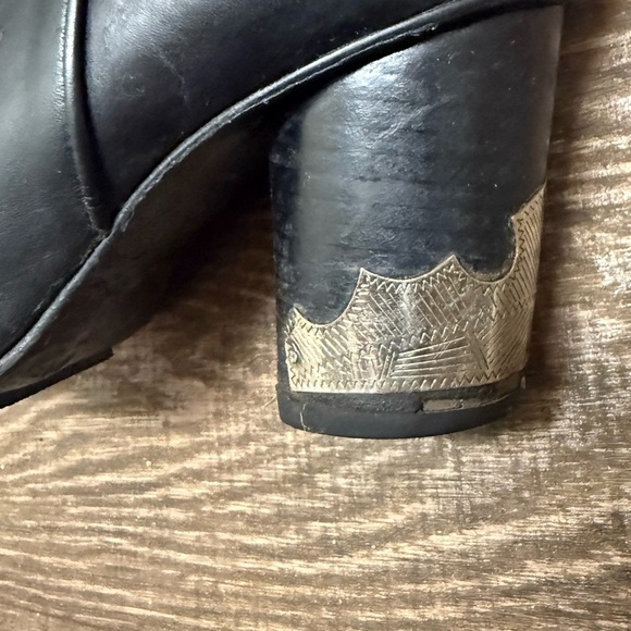 TOGA Pulla 37.5 (7-7.5) EUC Stud Boots with western sewn detail and metal heel - Picture 15 of 15